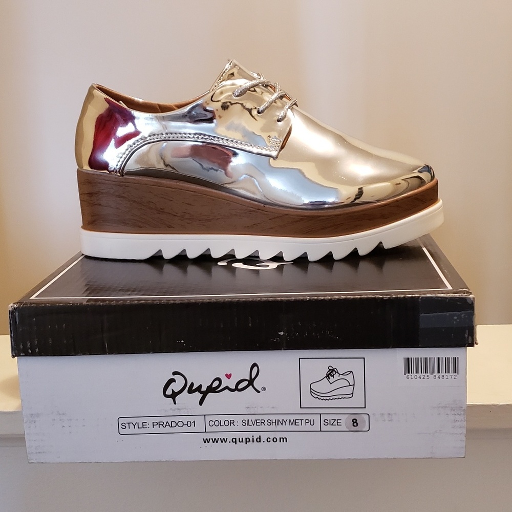 Qupid Silver Platform Oxfords